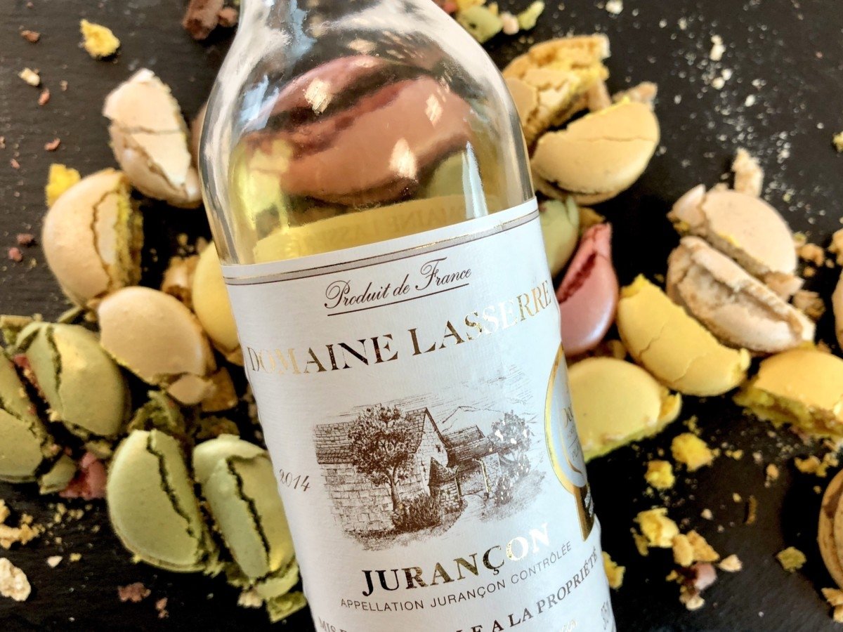 Perfect Wines to pair with Christmas dinner Jurancon dessert wine and macaroons