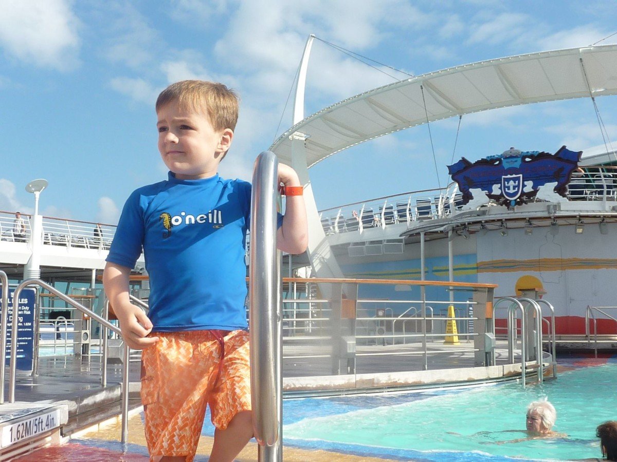 10 things I love about cruising with Royal Caribbean pool area Adventure of the Seas